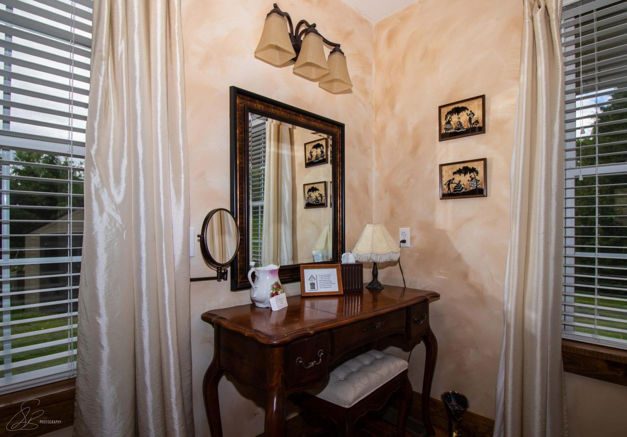 The Old Lantern Inn Charlotte Екстер'єр фото